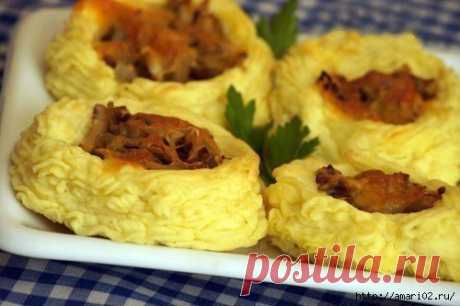 КАРТОФЕЛЬНЫЕ ГНЕЗДЫШКИ С НАЧИНКОЙ