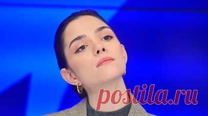 Медведева рассказала о тяжёлом заболевании костей. Двукратная чемпионка мира по фигурному катанию Евгения Медведева рассказала о тяжёлом наследственном заболевании костей. Читать далее