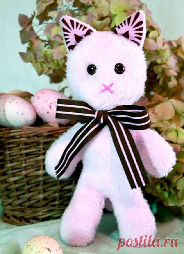 Розовая кошка из флиса | Кот и кошка