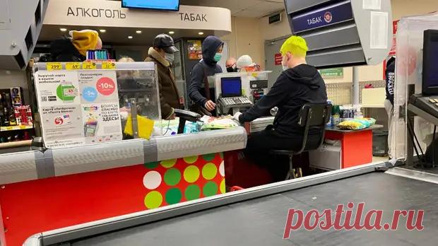 В Пятёрочке на ценниках в углу есть специальные символы. Что сотрудники магазинов узнают по этим значкам - медиаплатформа МирТесен