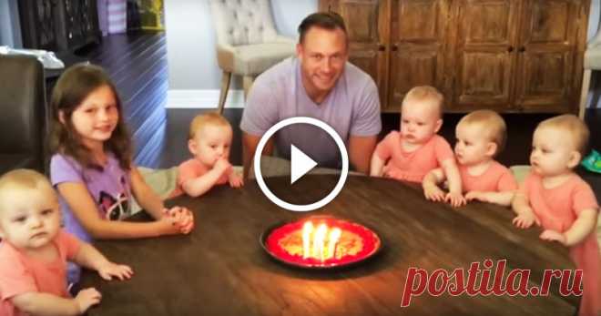Отец 6 дочек задул свечи на торте - реакция девочек просто уморительна! У счастливого отца 6 дочерей День рожденья, и семья поздравляет его за праздничным столом. Ему спели поздравительную песню и пришло время задувать свечи на торте. И вот мужчина задул свечи… То, как отреагировали малышки — просто умора! Facebook Вконтакте Одноклассники