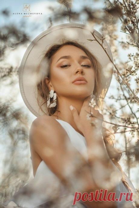 Фото снизу придаст Вашему образу аристократический вид.