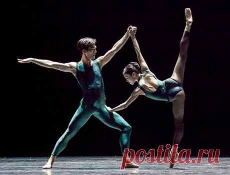 Dance Magazine