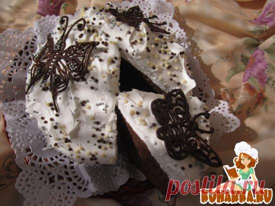 Рецепт: Шоколадно-винный кулич с пряностями.