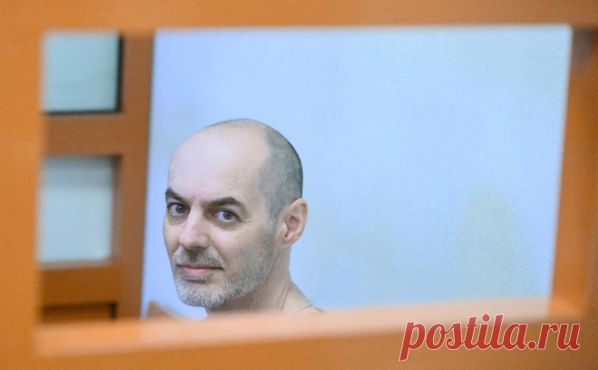 Координатора атак дронов в Курске приговорили к 16 годам лишения свободы. Второй Западный окружной военный суд в Москве приговорил к 16 годам лишения свободы экс-преподавателя бизнес-школы RMA Эльдара Марченко, признав его виновным по уголовному делу об атаках украинских дронов на гражданские объекты в Курске в 2023 году, сообщает ТАСС.