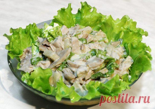 Салат пикантный с курицей и грибами - рецепт с фото на Повар.ру