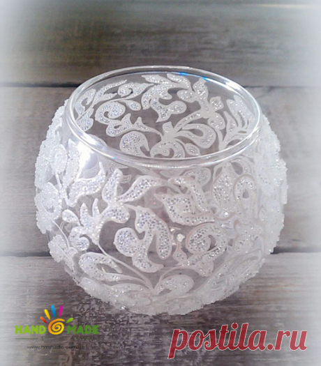 Морозный узор на вазе