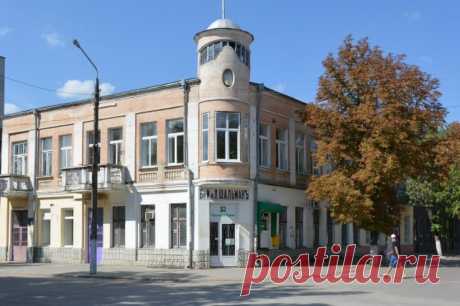 Рогов сообщил, что ВСУ нанесли удар по Токмаку. В городе сработала система противовоздушной обороны.