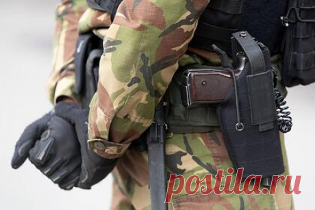 ФСБ поймала на взятке главу жилищной инспекции Приморья. В последний день своей работы правоохранителями задержан начальник государственной жилищной инспекции по Приморскому краю Евгений Баршай. Задержание провели сотрудники ФСБ во время получения чиновником взятки. 18 февраля намечалось увольнение Баршая, с ним не продлили служебный контракт.