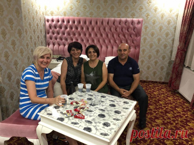Էրգրի կարոտով😌
Կարոտի վերածված ջերմագին հուշեր Էրգրի ուխտի ճամփեքից...հրաշալի անցկացրած օրեր՝արդեն իսկ մտերիմ դարձած նորածանոթ ընկեր-բարեկամներիս հետ:





+38