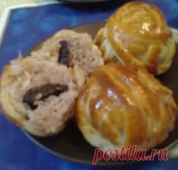 Клубочки из теста с мясной начинкой