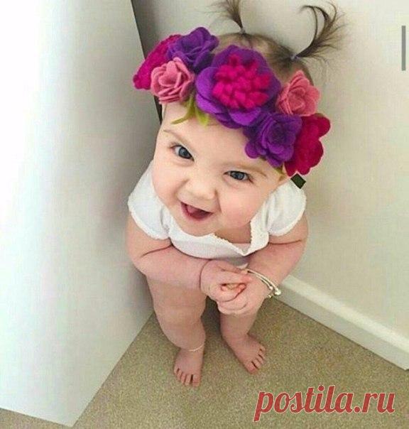 У женщины три возраста: нервируем отца, достаём мужа, бесим зятя.