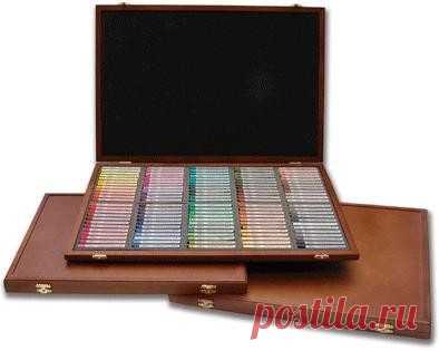 Набор сухой пастели Gallery Semi Hard Pastel 96 в дереве