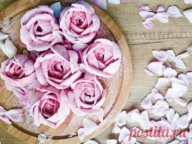 Домашний клубничный зефир с розой рецепт Рабочий рецепт Клубничного зефира 🍓🌹 с розой по заварной технологии в домашних условиях, у вас точно получится! Итак. Устраиваемся поудобнее