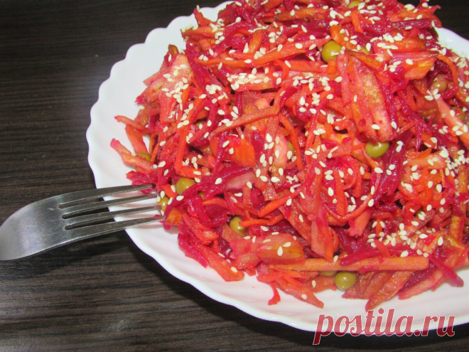 Когда до зарплаты пару дней, но хочется вкусно поесть, готовлю такой салат. Выручает! | Рецепты от БюдЖетницы | Яндекс Дзен