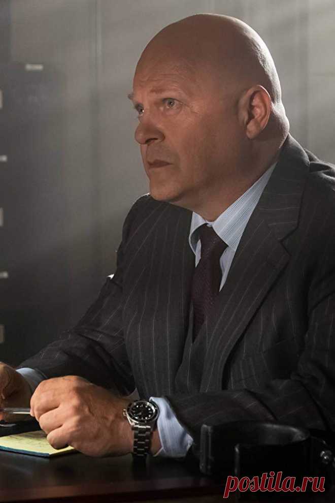 Майкл Чиклис