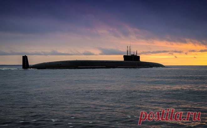 В ВМФ заявили о полном обновлении морской группировки ядерных сил России. Главком ВМФ Александр Моисеев сообщил, что морской элемент ядерной триады обновлен, и добавил, что ядерные силы были и будут гарантом безопасности России, в том числе в Арктике