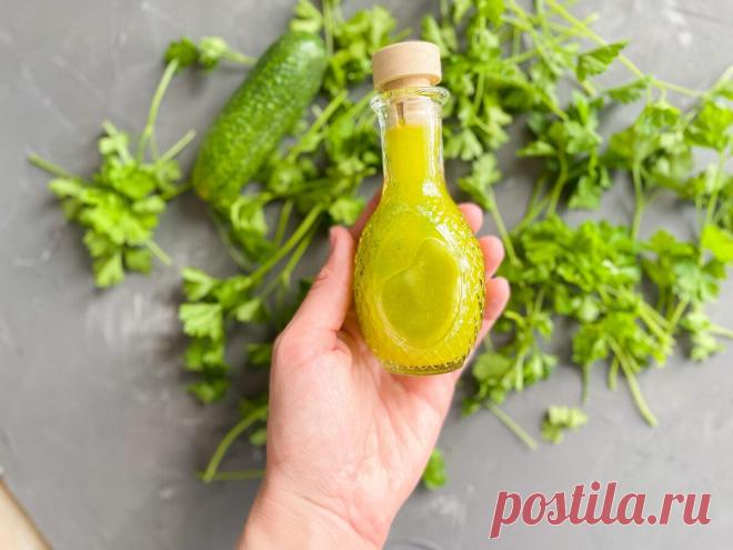 Научилась готовить зеленое масло как в ресторанах: теперь петрушка у меня всегда в ходу
Помните это красивое и эффектное зеленое масло, которое часто приносят в ресторанах? Им поливают и салаты, и пиццу, и даже десерты! Оказывается, точно такое же шикарное масло можно сделать дома. Легко и просто! Сразу покажу результат: Не хуже ресторанного, правда же? Не хуже ресторанного, правда же? Мне...
Читай пост далее на сайте. Жми ⏫ссылку выше