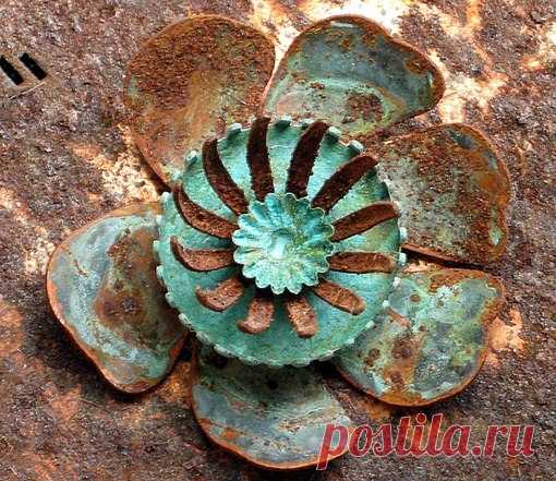 #antique #vintage
Патина (итал. patina, от лат. patientis — 