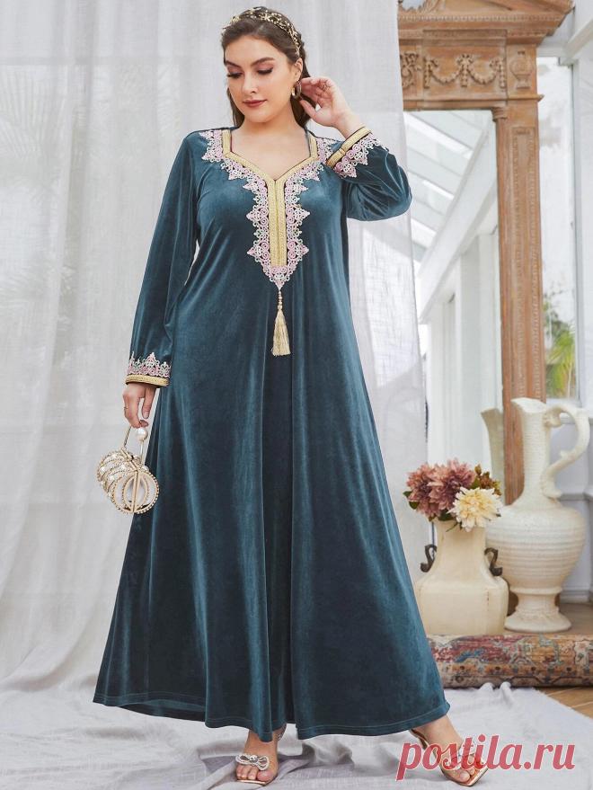 размера плюс Платье с кружевной отделкой контрастный с бахромой из бархата | SHEIN Россия