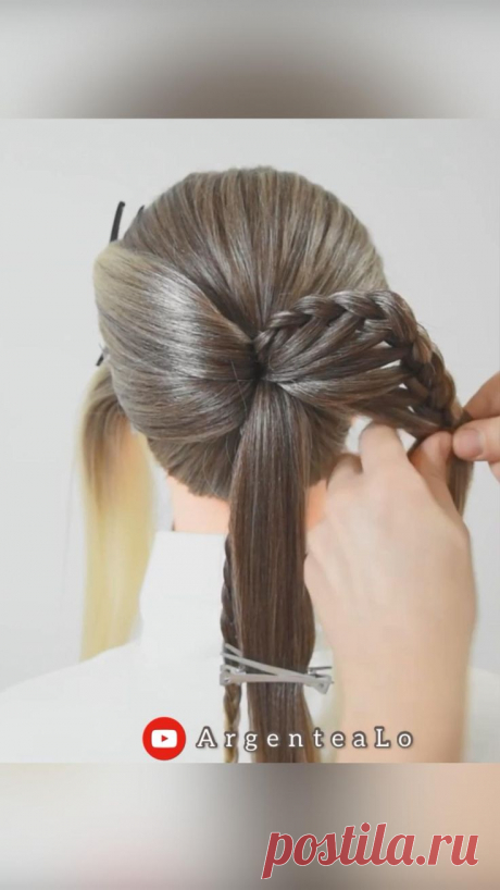 Oct 29, 2021 - This Pin was created by ARGENTEA LO on Pinterest. 🦋 Butterfly Hairstyle 🦋 Halloween Hair Idea!