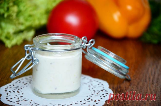 Фальшивый майонез |  Модельформ Иногда очень хочется салатик с майонезом. А нельзя! Но есть выход: обманем вкусовые рецепторы с помощью похожего по вкусу, но намного менее жирного соуса.
