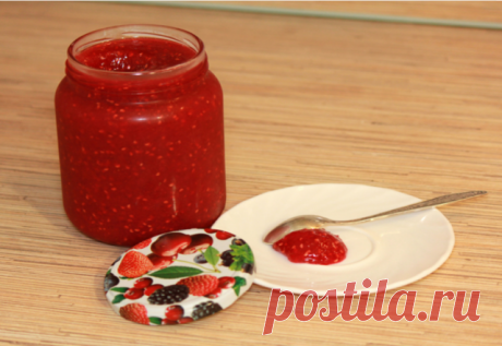 Малина и смородина,заготовки на зиму.

ИНГРЕДИЕНТЫ

малина 1 кг
сахар 1,75 -1,850 кг

ПОШАГОВЫЙ РЕЦЕПТ ПРИГОТОВЛЕНИЯ

Вариант 1:

Малину перебрать, из перезрелой и чуть с порчинкой сделать ликер))

Малину промыть и промокнуть (идеально получается и мыть и сушить с помощью сушилки для салата, у меня икеевская)

Малину измельчить блендером, семечки должны остаться целыми.

Перемешать с сахаром.

Разлить по чистым банкам.

Хранить в холодильнике.

P.S. Долгое время малину име...