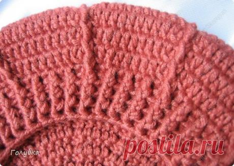 Берет для девочки крючком с рельефными столбиками — Мир петель