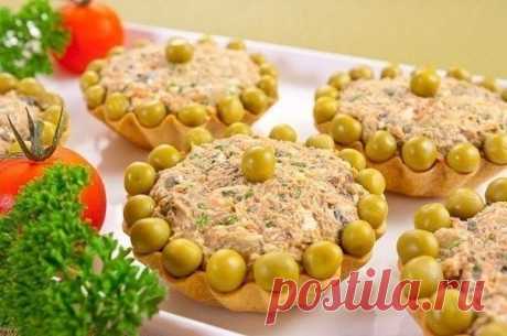 Тарталетки с салатом из куриной печени