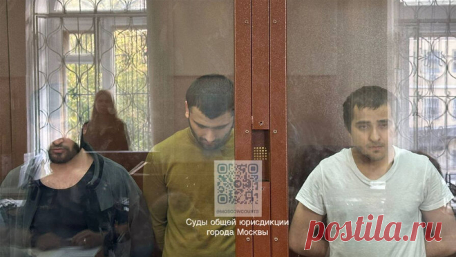 Суд продлил меру пресечения фигурантам дела о теракте в "Крокусе". Басманный районный суд Москвы продлил меру пресечения фигурантам по делу совершения теракта в концертом зале "Крокус Сити Холл" в подмосковном Красногорске в марте этого года. Об этом сообщается в официальном Telegram-канале ...