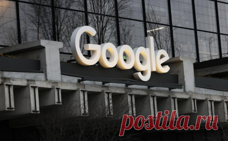У нейросети от Meta нашли те же ошибки, что и у чат-бота Gemini от Google. В частности, чат-бот Imagine AI при наборе подсказки «группа людей в колониальный период в США» выдавал изображения «группы азиатских женщин». Из-за аналогичной проблемы Google пришлось ограничить работу своей нейросети