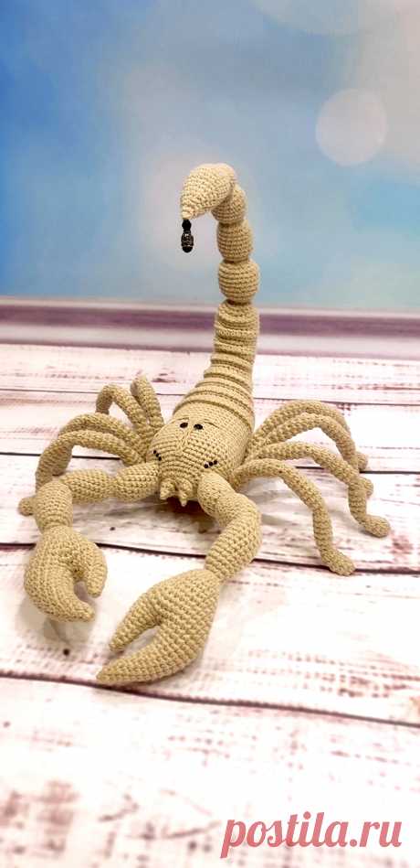 PDF Скорпион крючком. FREE crochet pattern; Аmigurumi toy patterns. Амигуруми схемы и описания на русском. Вязаные игрушки и поделки своими руками #amimore - большой скорпион на проволочном каркасе.
