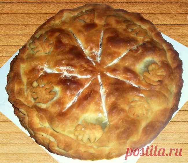 Пирог с грибами
Люблю грибы, а уж пирог с опятами какой вкусный у меня. Рецепт моего пирога с опятами совсем простой, и приготовить его можно быстро, но получается очень вкусно, убедитесь сами).