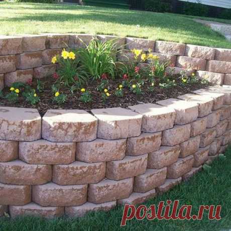 Клумбы из кирпича 115 фото идей оформления клумбы кирпичом Портал о ландшафтном дизайне - обзор лучших дизайнерских идей и секретов по уходу за домом, садом и дачей.