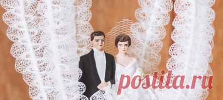 Казалось бы, дефицит всего и вся — ну о каком торжестве может идти речь. Но любовь и жажда романтики, как всегда, побеждали. О том, как в предперестроечные времена устраивали свадьбы и на какие ухищрения люди шли, чтобы все прошло по «первому разряду», рассказывают очевидцы. #психологияотношений #свадьба #мужчинаиженщина #брак #психологиясчастья #интереснознать