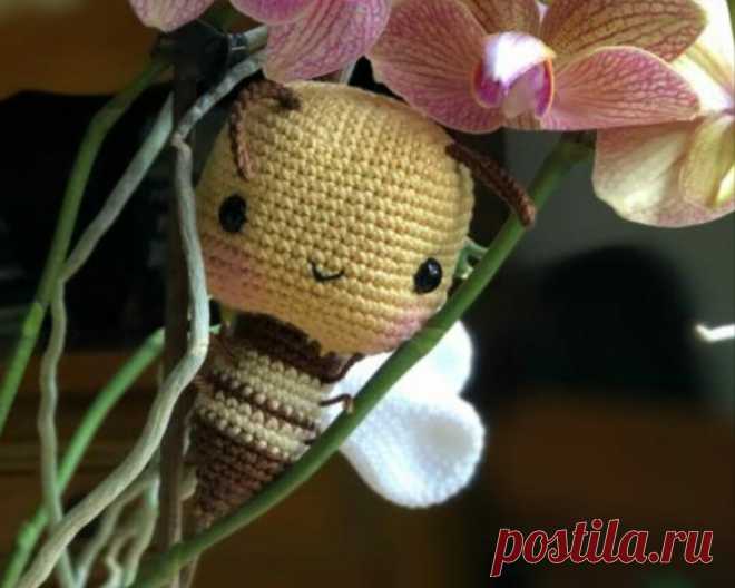 Вяжем крючком маленькую пчелку по имени Хачи 🐝 | Be Creative | Яндекс Дзен