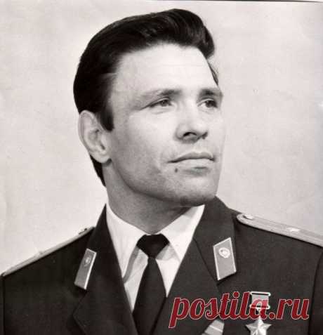 Засекреченный на десятилетия подвиг простого милиционера, ставшего Героем Советского Союза |... Засекреченный на десятилетия подвиг простого милиционера – Героя Советского Союза