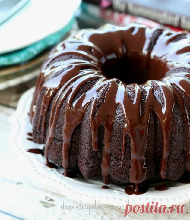 ультра влажный шоколадный торт с шоколадной моросью / домашняя богиня-подражатель