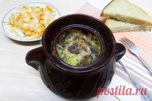 Жаркое в горшочках из картофеля и свинины с вешенками Читать далее...