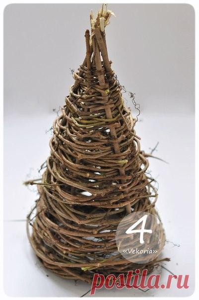 Елочка из прутиков.