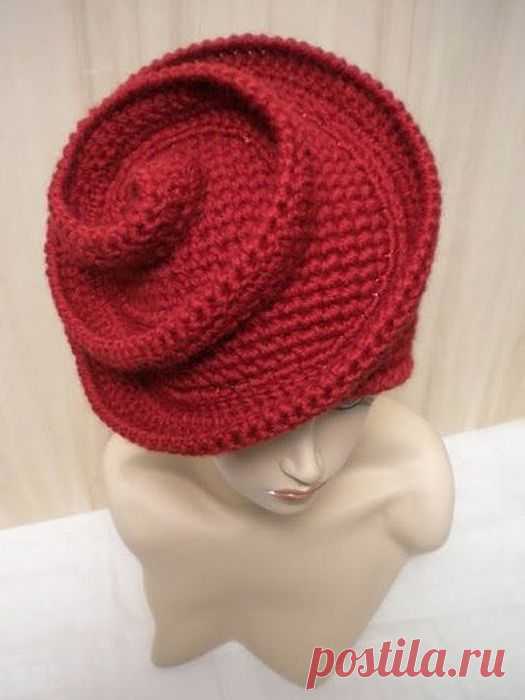 Экстравагантные головные уборы крючком. Идеи