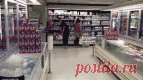 ПРАВА ПОКУПАТЕЛЯ И ПРАВА МАГАЗИНА, В СЛУЧАЕ СЛУЧАЙНО ИСПОРЧЕННОГО ТОВАРА.