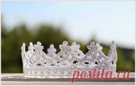 ​Вяжем с детьми корону
