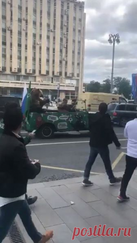 Это Россия, детка...🐻 pic.twitter.com/c89cE5QMa4&mdash; Ольга Ядрикова (@yadrikovao) June 14, 2018

