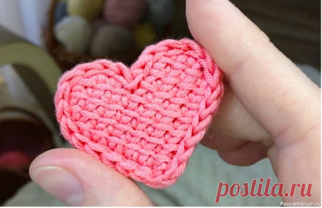 Плоское сердце крючком. Видео МК | Вязаные крючком аксессуары