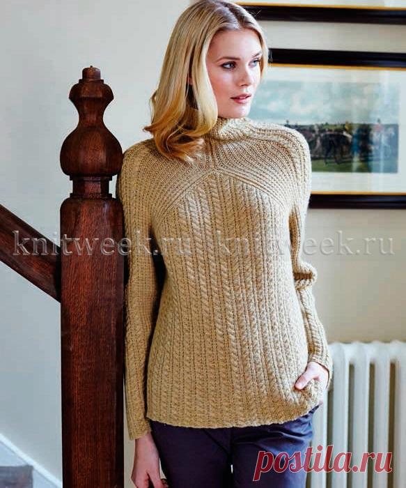 Симпатичный нарядный пуловер спицами.Особенностью данной модели являются рукава погон, переходящие в воротник гольф, очень интересная конструкция