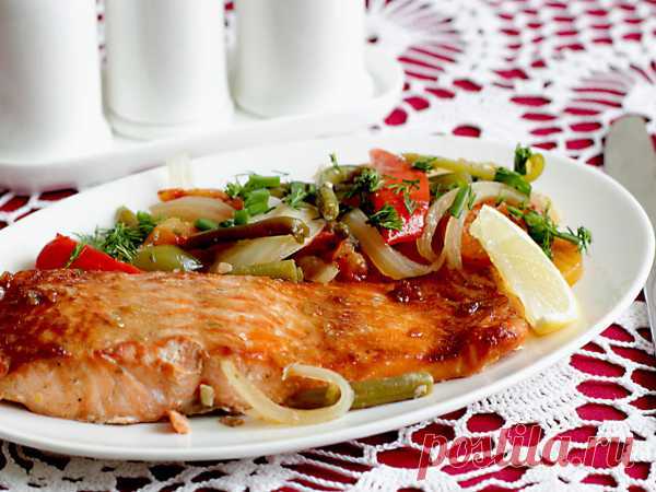 Форель запеченная с овощами в духовке — рецепт с фото пошагово. Готовим форель в медово-соевом соусе.