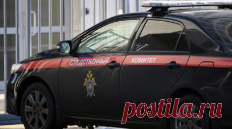 СК завёл дело после повреждения мемориальных табличек в парке в Новой Москве. Следователи в Москве возбудили уголовное дело после появления в СМИ информации о том, что в одном из парков неизвестные повредили мемориальные таблички. Читать далее