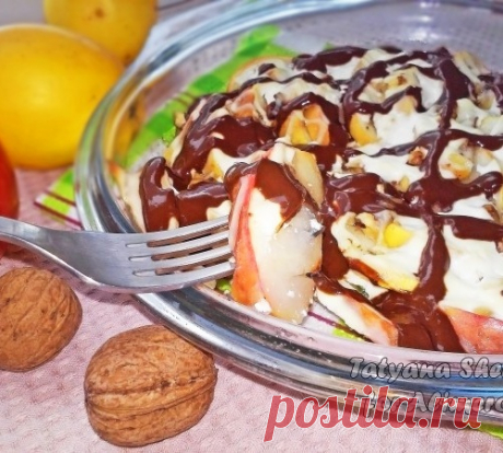 Запеченные яблоки с орехами
