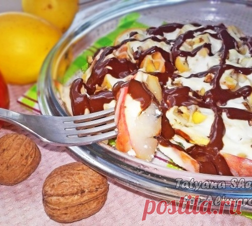 Запеченные яблоки с орехами